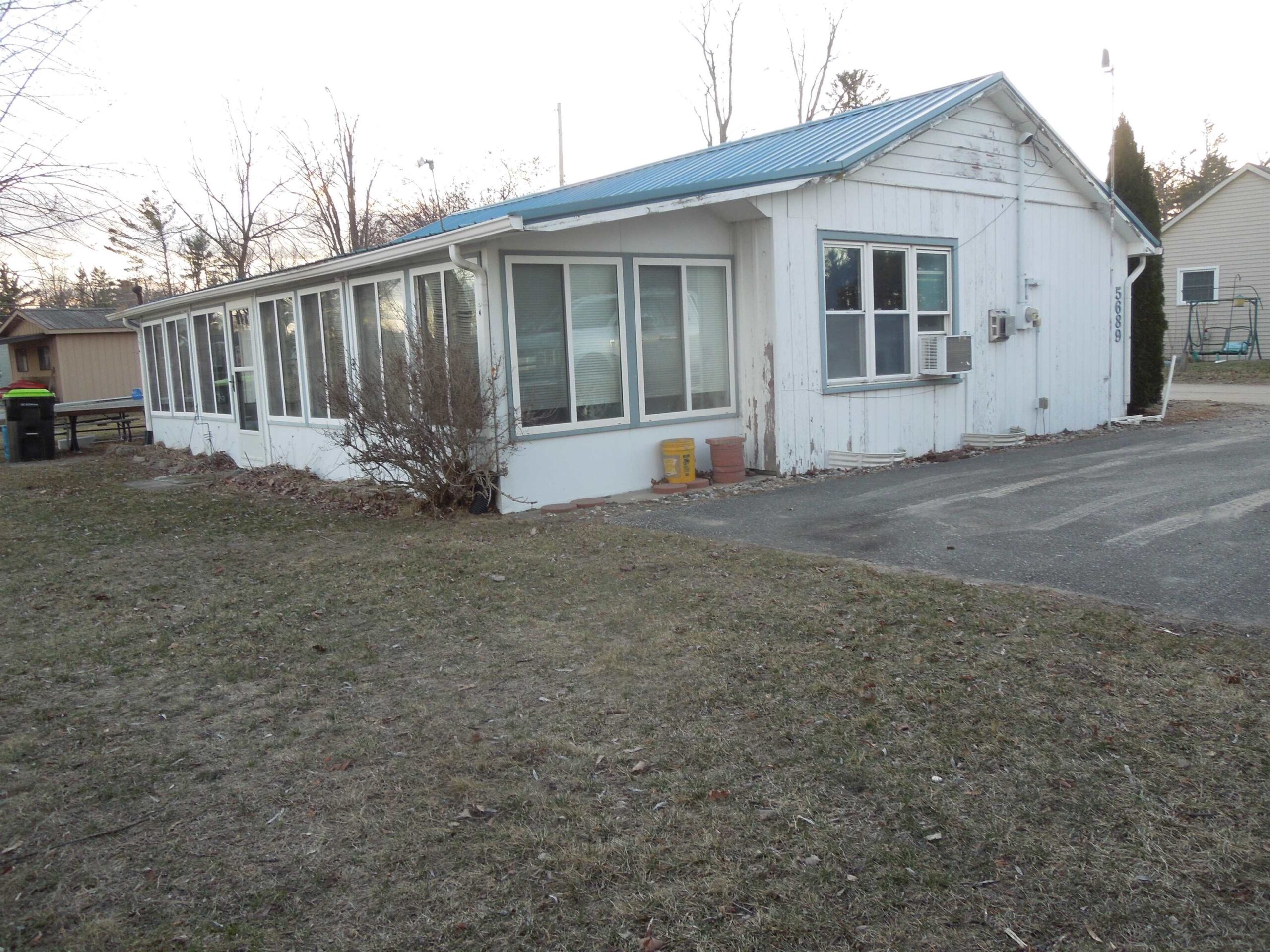 5689 Island, Beaverton, MI