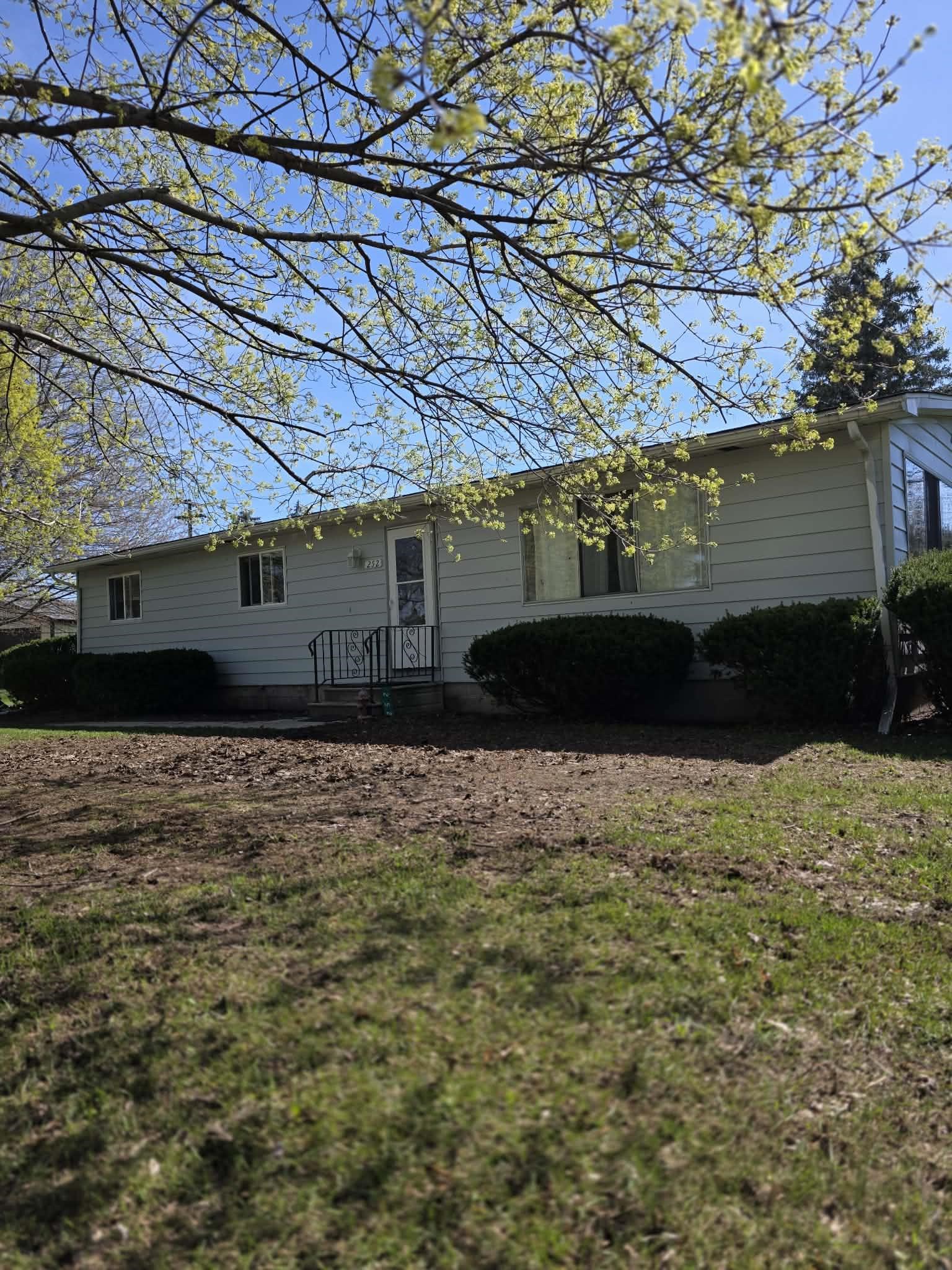 252 Dodge, Sebewaing, MI