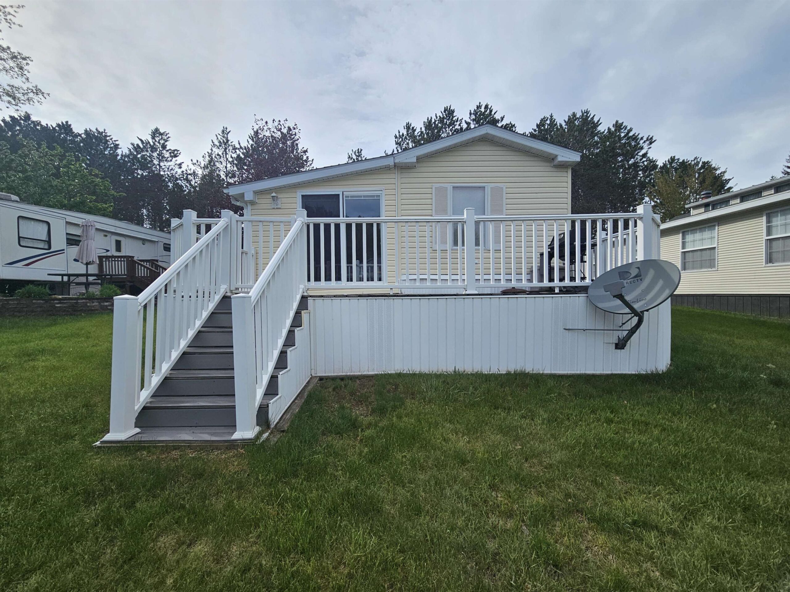 2221 Grass Lake, Lake, MI