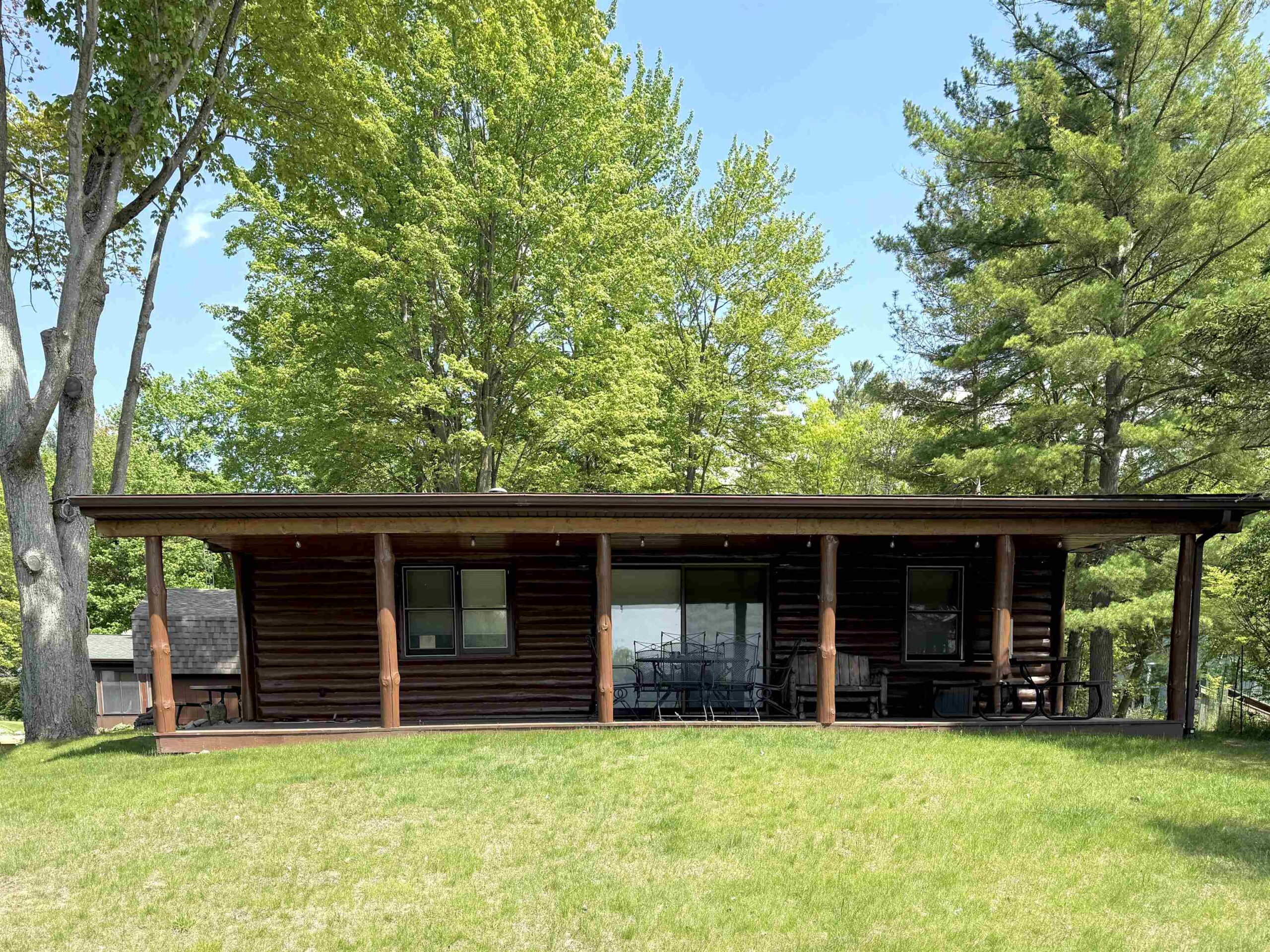 1627 Riverside, Gladwin, MI