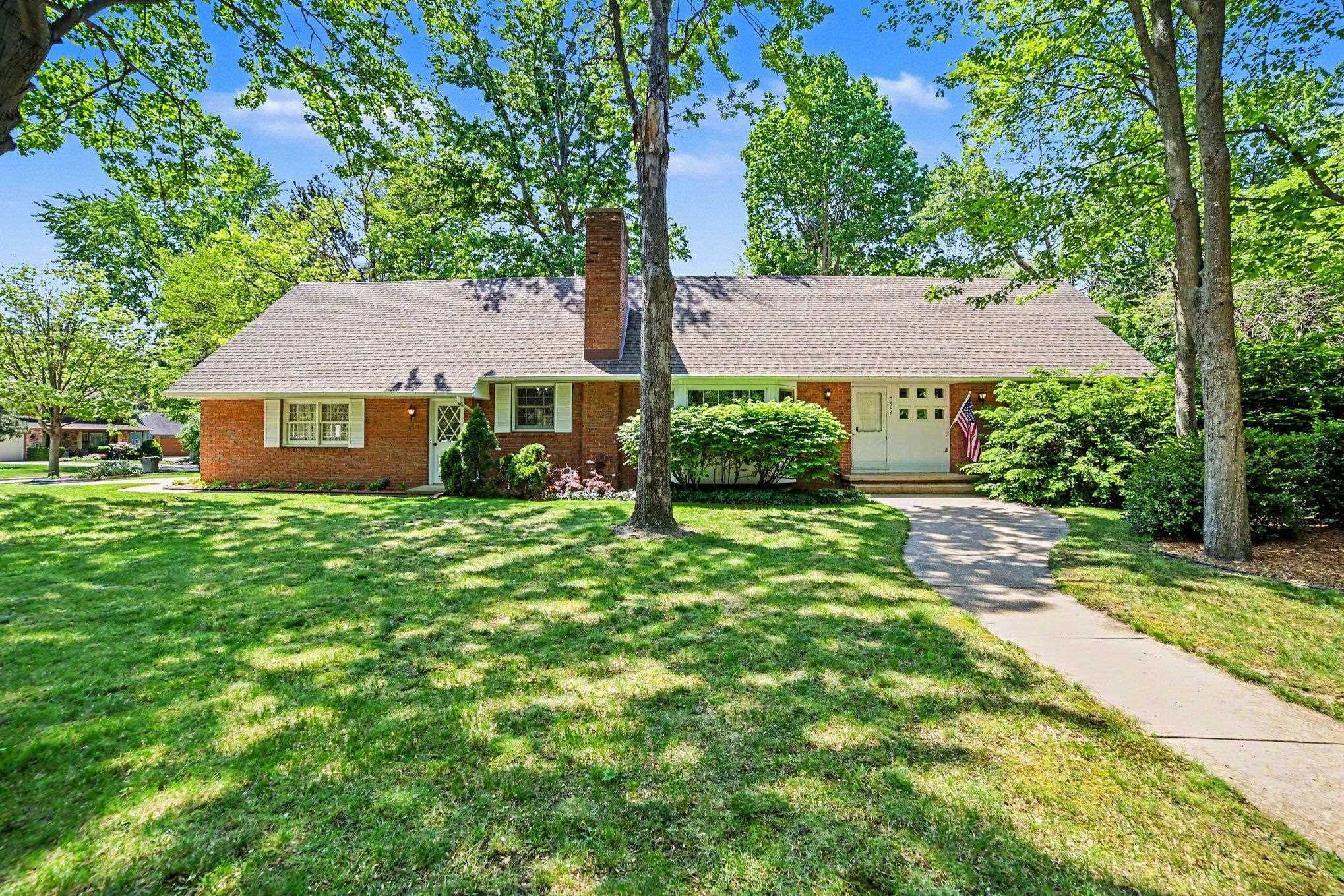 5609 Evergreen, Midland, MI